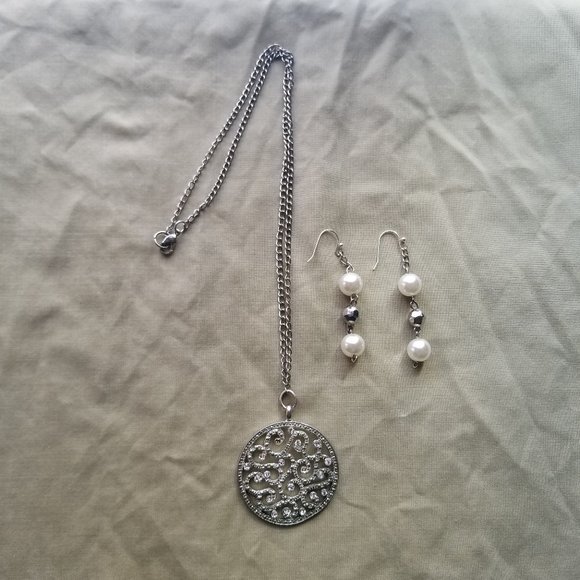 Sterling Silver Psychedelic Pattern Pendant Neckla - Picture 1 of 5